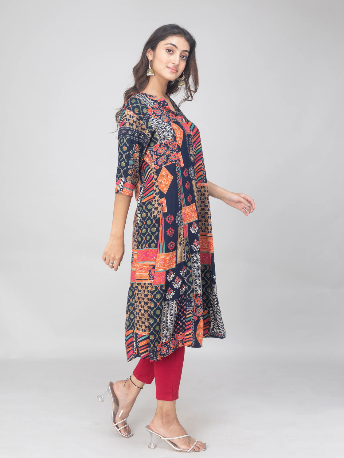 Elegant Rayon A-Line Kurti with Chinese Collar & Digital Print