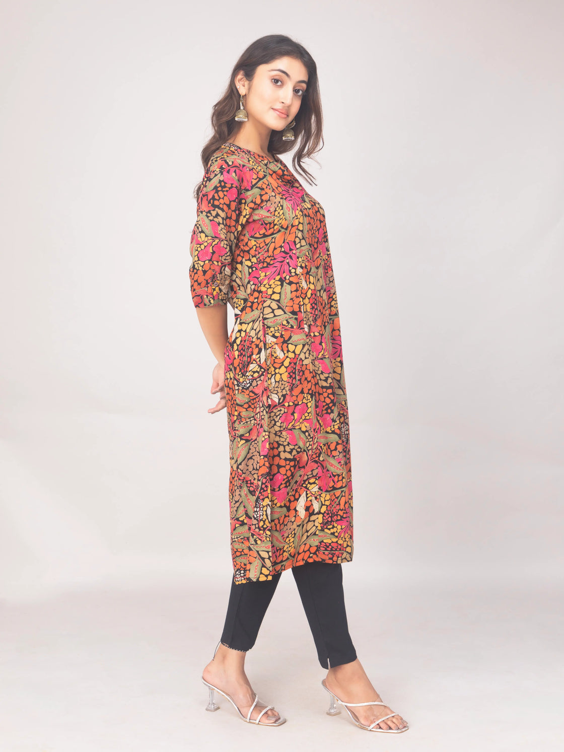 Digital Print Kurti in Rayon with Chinese Collar Design