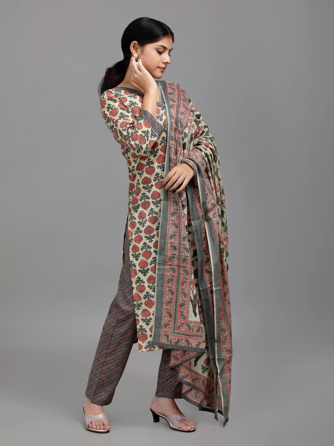 Digital Print Kurti with Daliyah Work, Pants & Dupatta