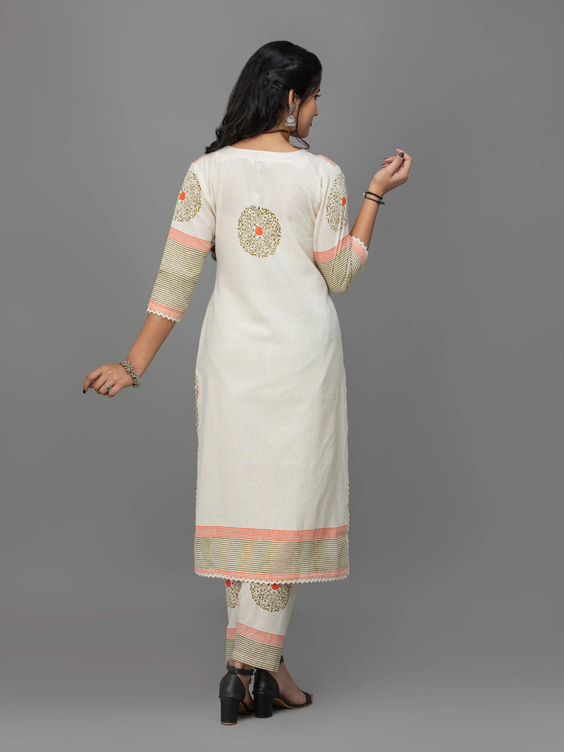 Cream Block Beauty Handloom Cotton Kurti Pant Set