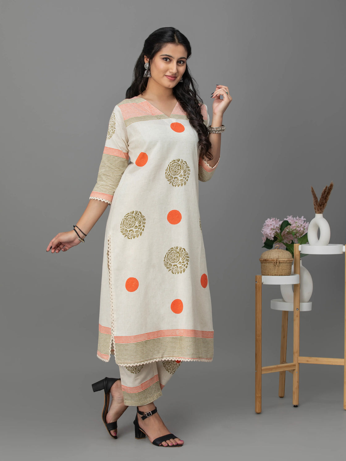 Cream Block Beauty Handloom Cotton Kurti Pant Set