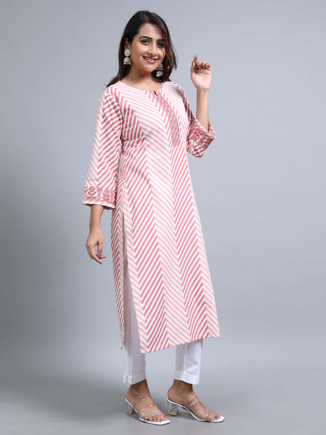Cotton Leheriya Print Kurti with Embroidered Neck & Sleeves