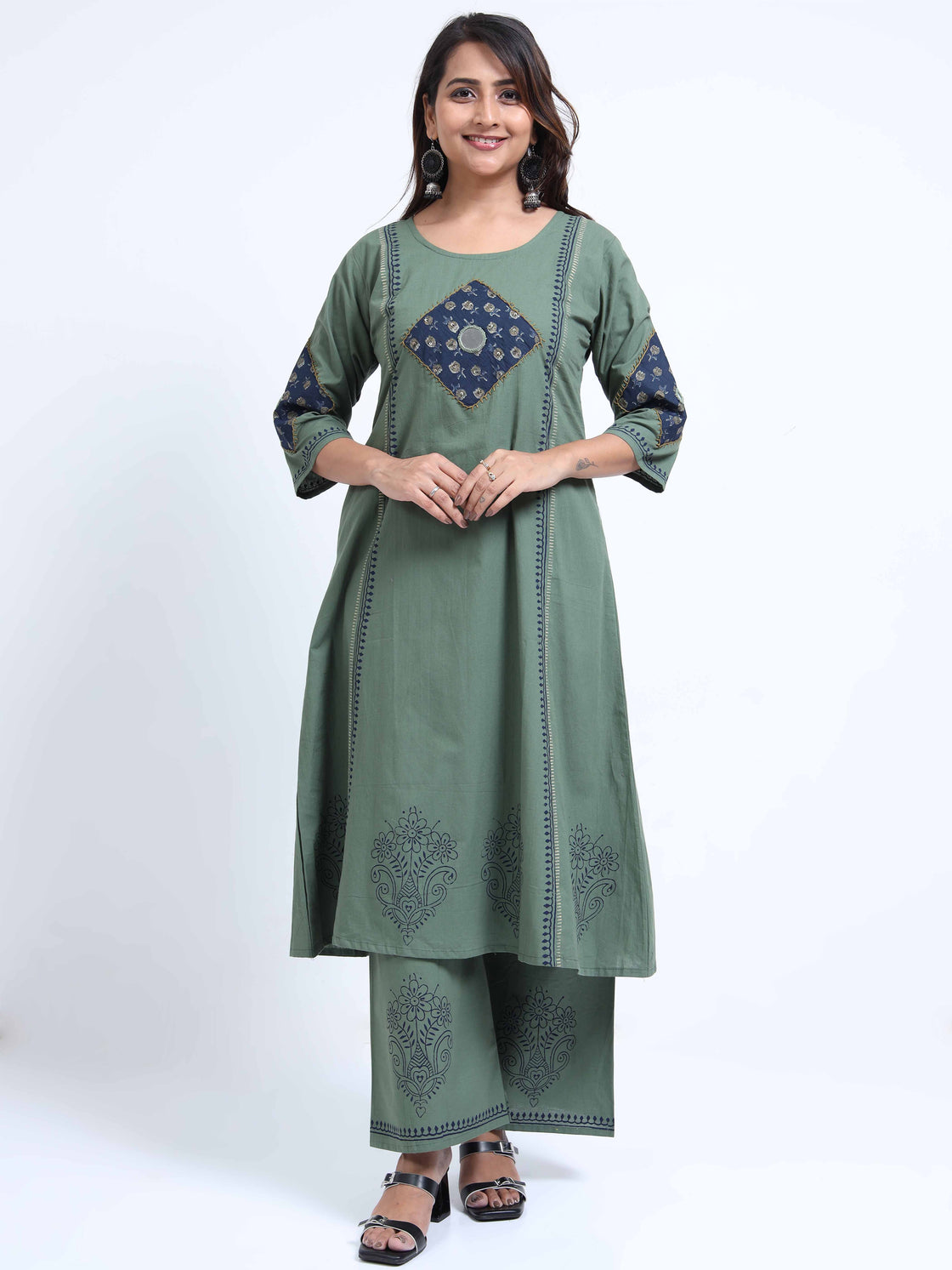 Slub Cotton Kurti Pant Set with Mirror & Block Print Detailing