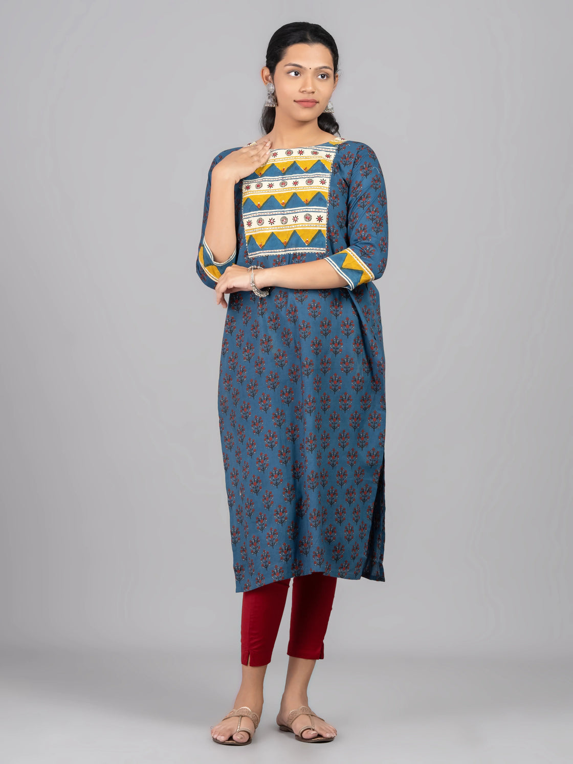 Round Neck Cotton Kurti with Patch Work Katha Embroidery