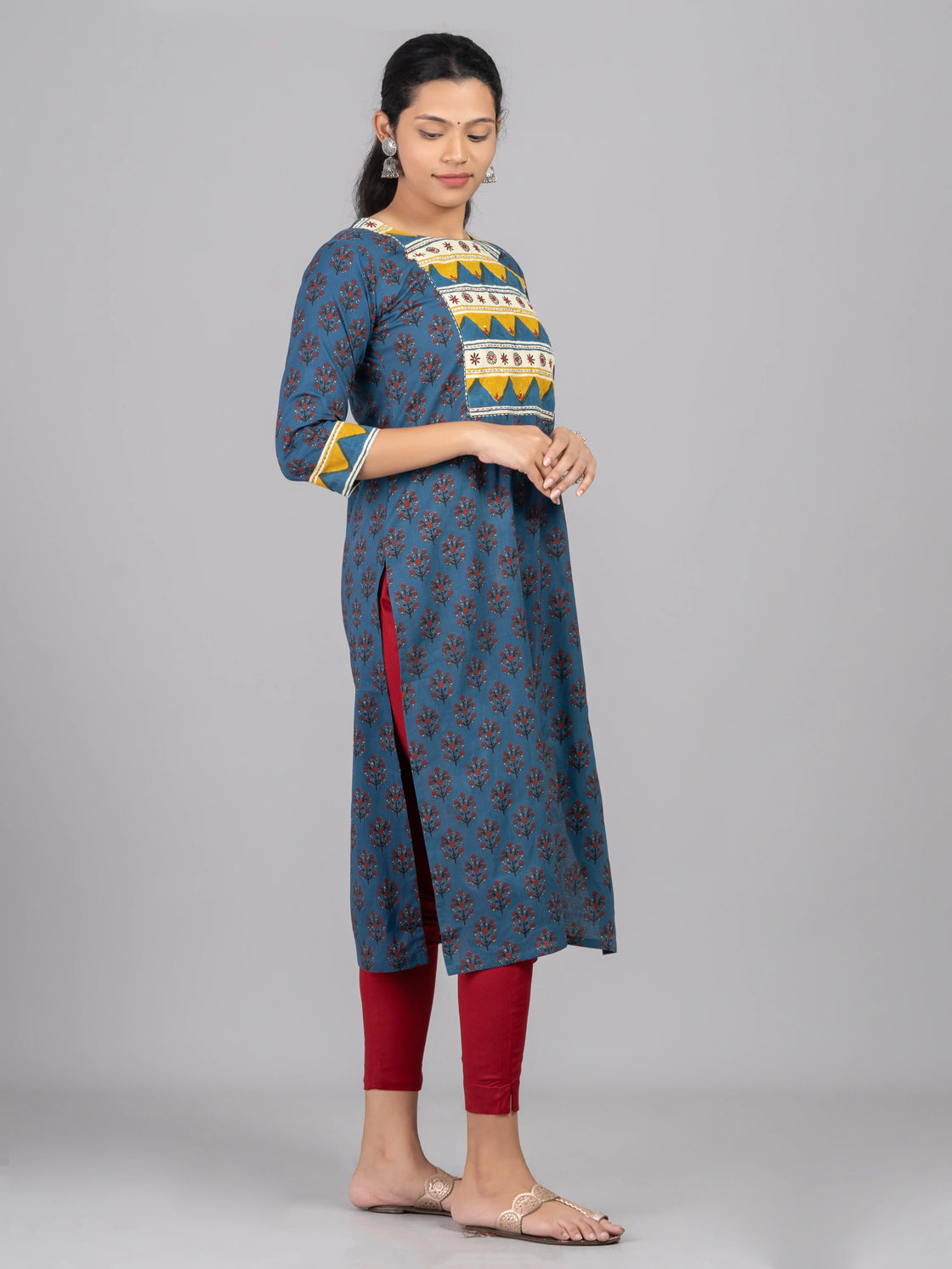 Round Neck Cotton Kurti with Patch Work Katha Embroidery