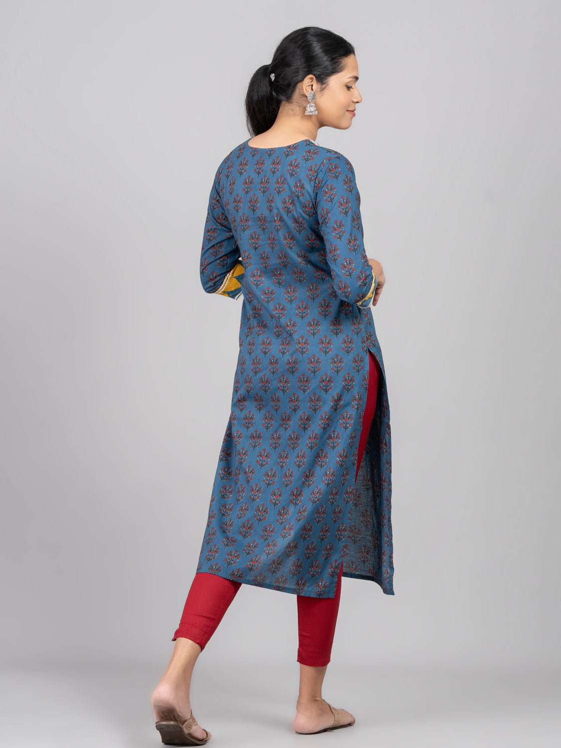 Round Neck Cotton Kurti with Patch Work Katha Embroidery