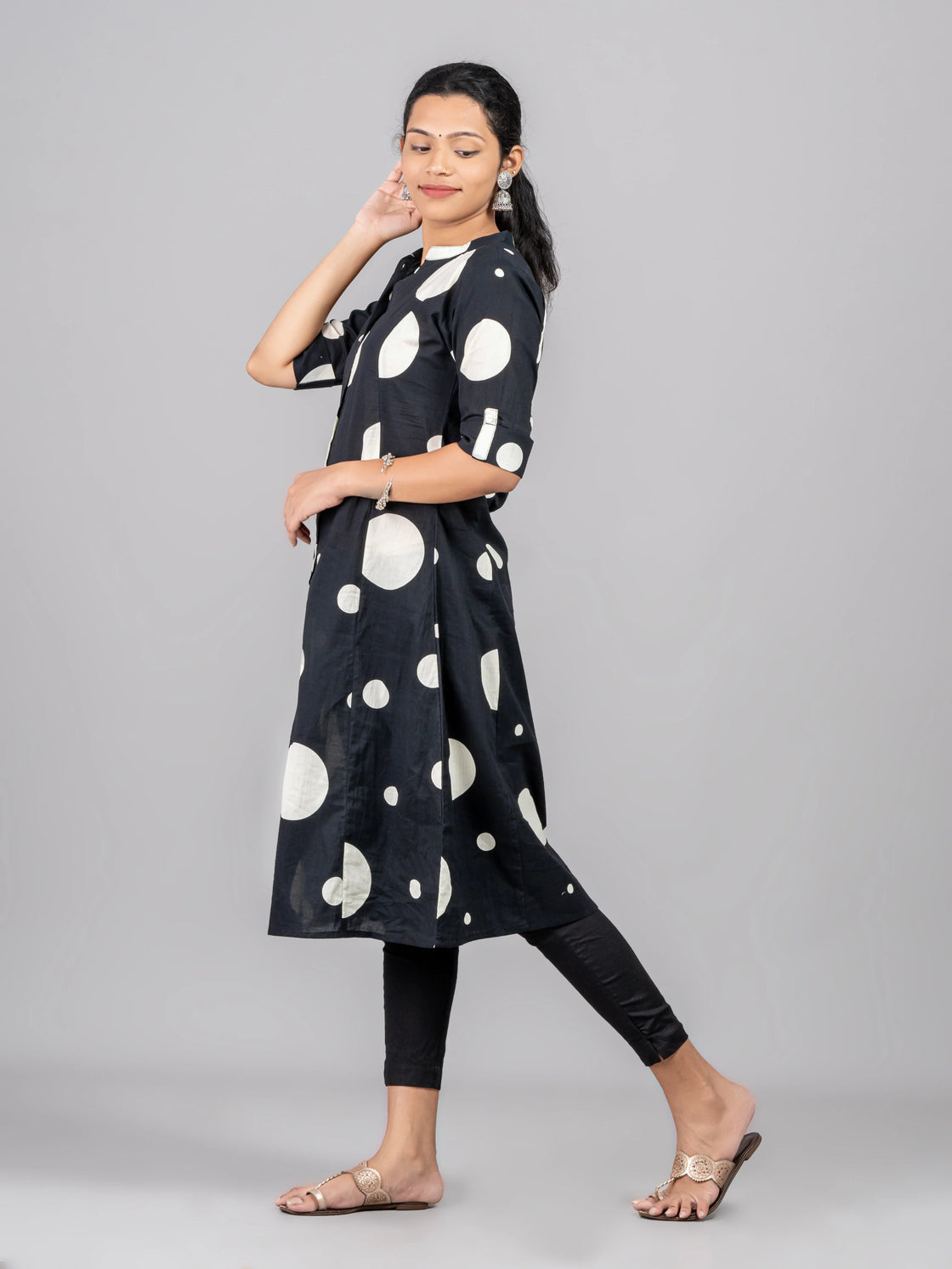 Cotton A-Line Kurti with Chinese Collar, Side Pocket, and Polka Dot Design