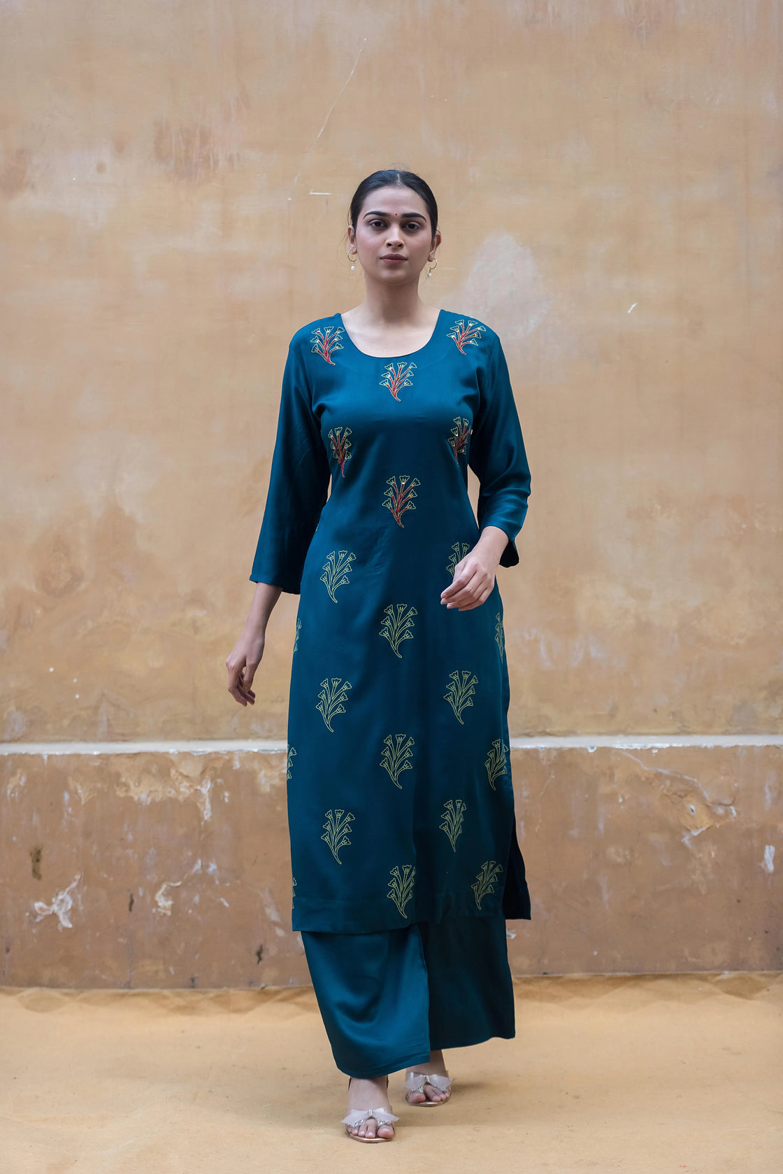 Stylish Teal Blue Rayon Kurti Pant Set with Katha Work