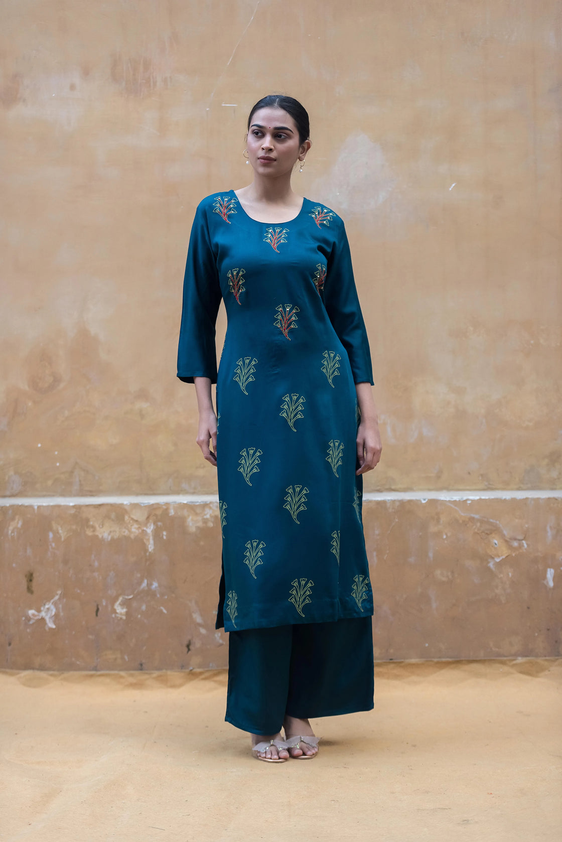 Stylish Teal Blue Rayon Kurti Pant Set with Katha Work