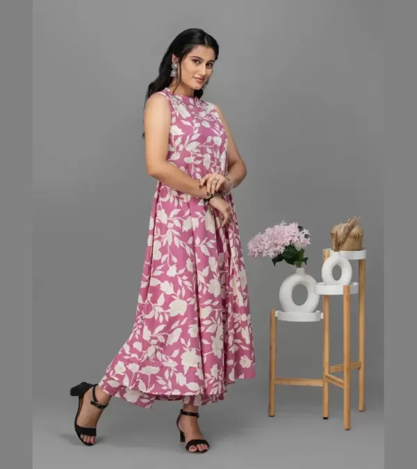 Alter Neck Elegance Kurti Set