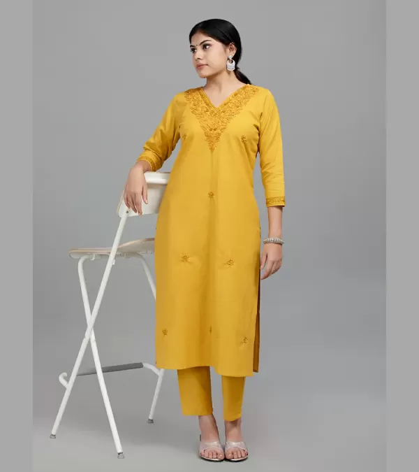 CHINESE COLLAR KURTI WITH HAND EMBROIDERY ON THE SLEEVE